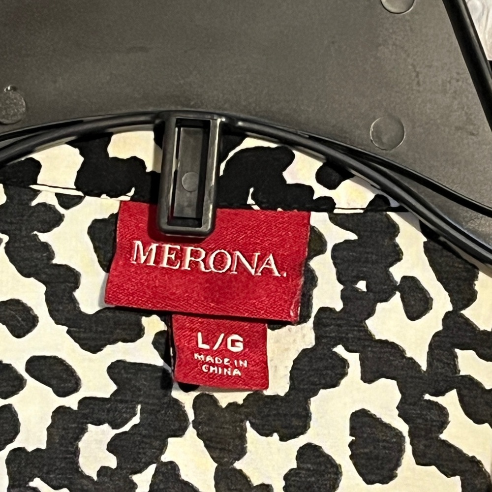 Merona Women’s Leopard Print Blouse Size L - Picture 7 of 8